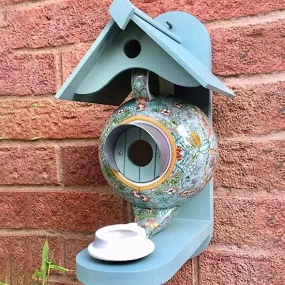 William Morris Teapot Bird House - Image 4